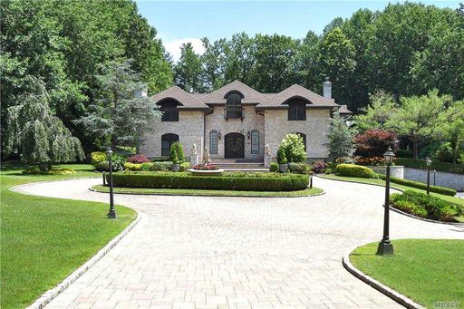 Image 1 of 36 for 7 Mansion Drive in Long Island, Old Westbury, NY, 11568