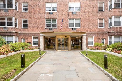 Image 1 of 27 for 120 E Hartsdale Avenue #4F in Westchester, Hartsdale, NY, 10530