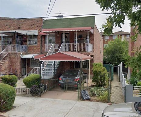 Image 1 of 30 for 731 E 102nd Street in Brooklyn, Canarsie, NY, 11236