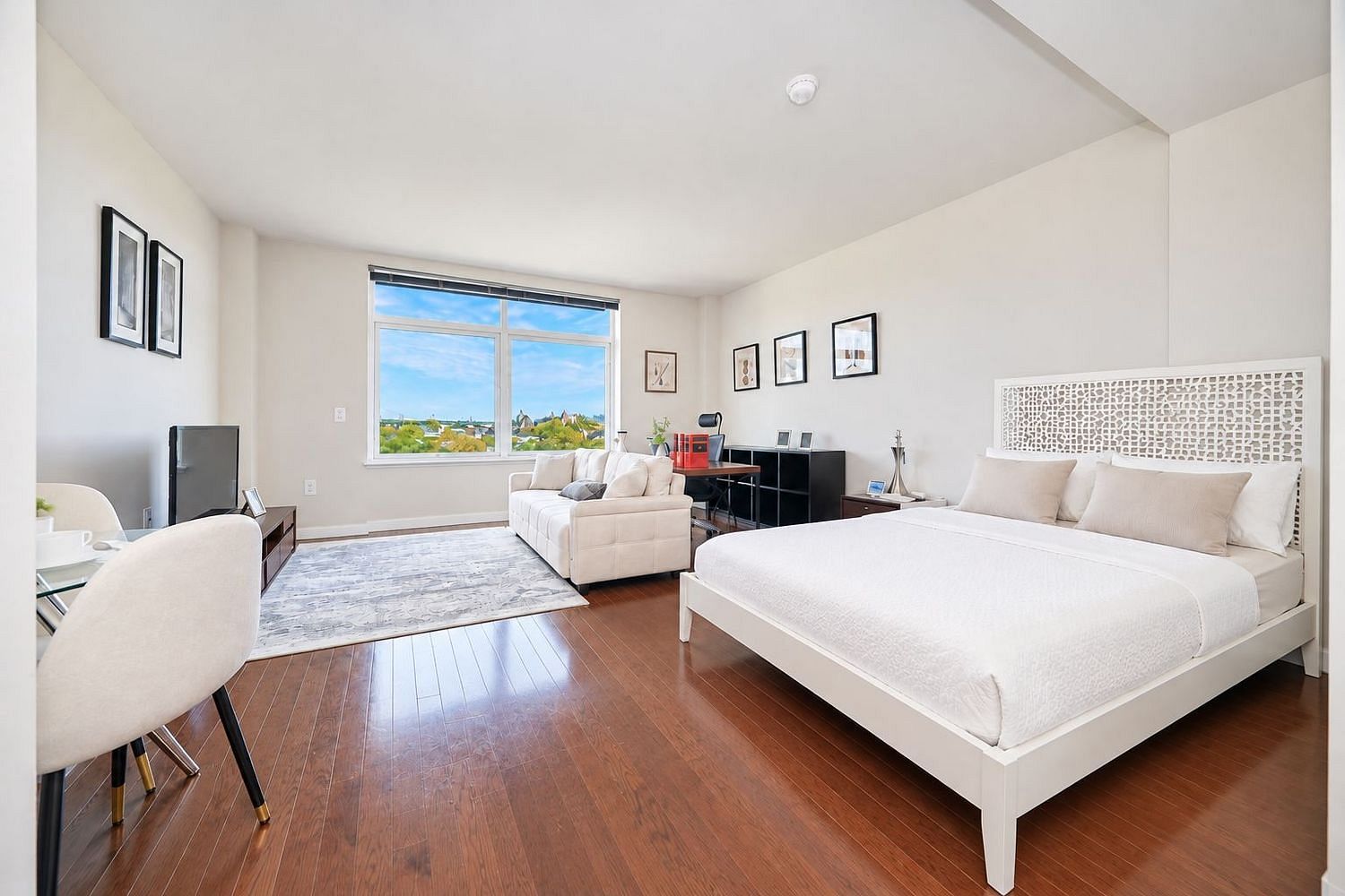 12-15 Broadway #215