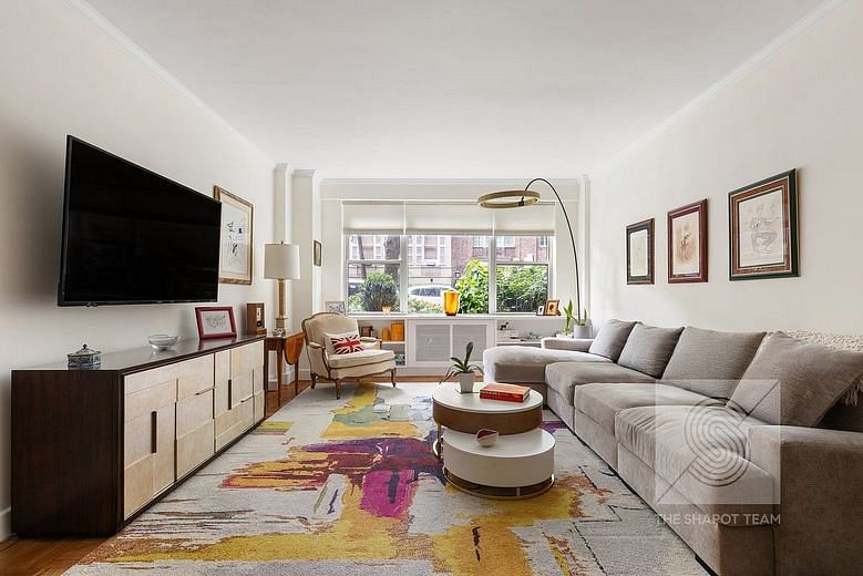 12 Beekman Place #1CD