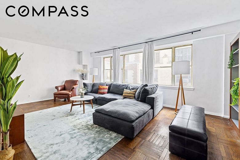12 Beekman Place #D9