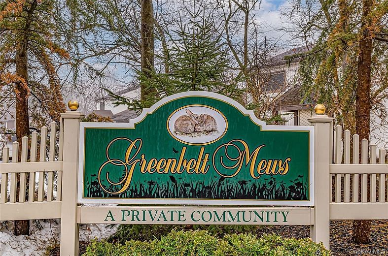 12 Blue Point Road E #12