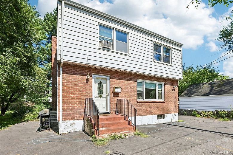 12 Bryn Mawr Parkway