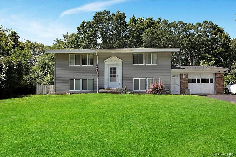 12 Deer Lane
