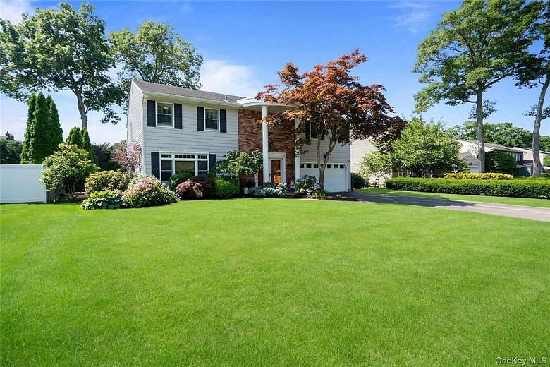 12 Empress Pines Drive