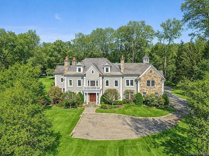 12 Gifford Lake Drive