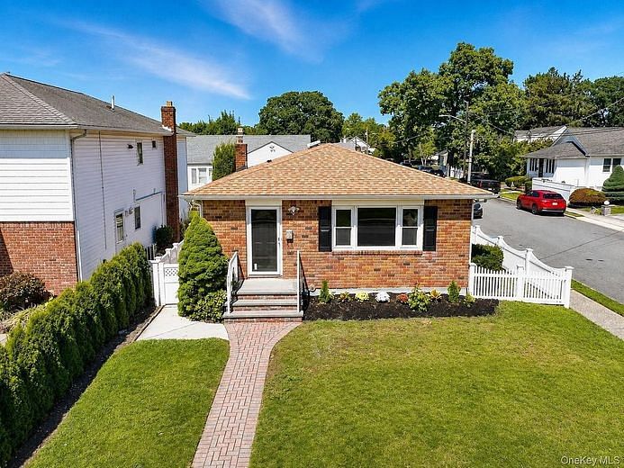 12 Grant Avenue