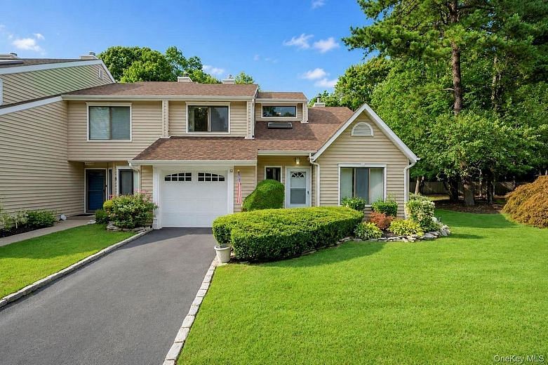 12 Hidden Pines Way