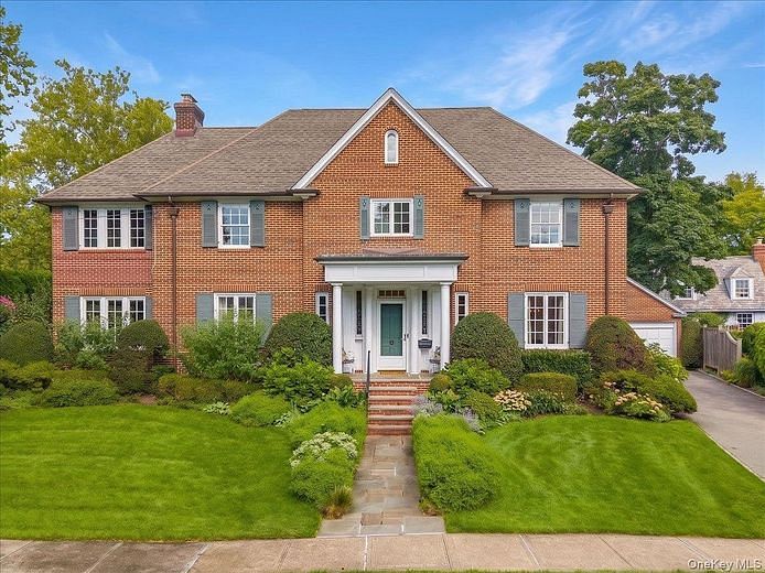 12 Linden Avenue
