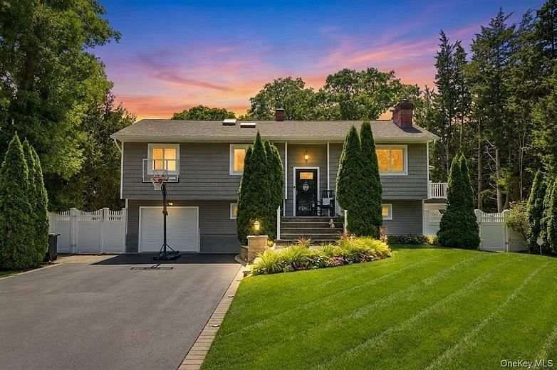 12 Linden Lane
