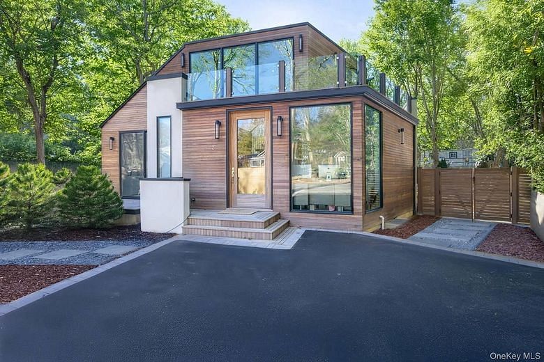 12 Maidstone Park Road