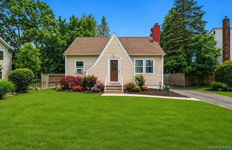 12 Mallar Avenue