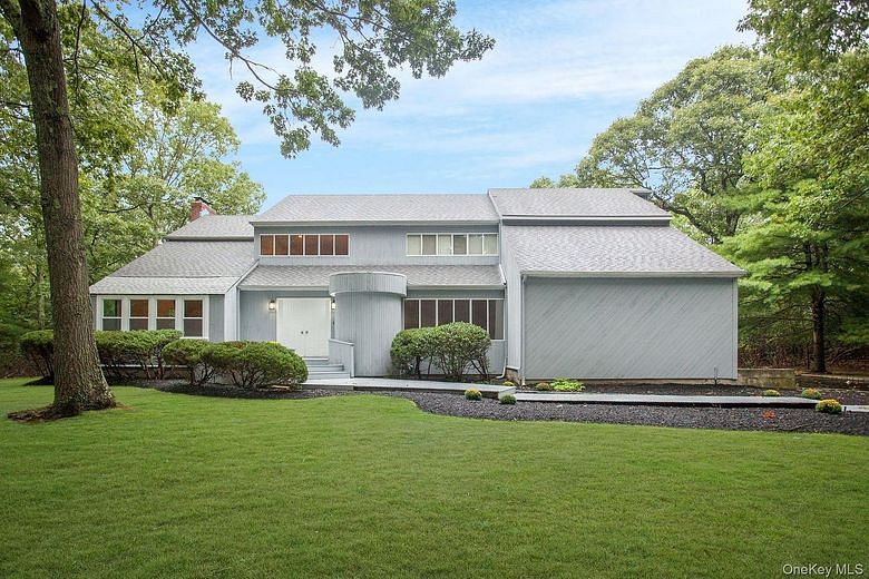 12 North Ridge Road