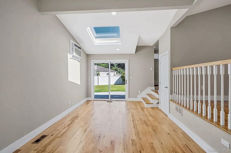 12 Sandalwood Drive