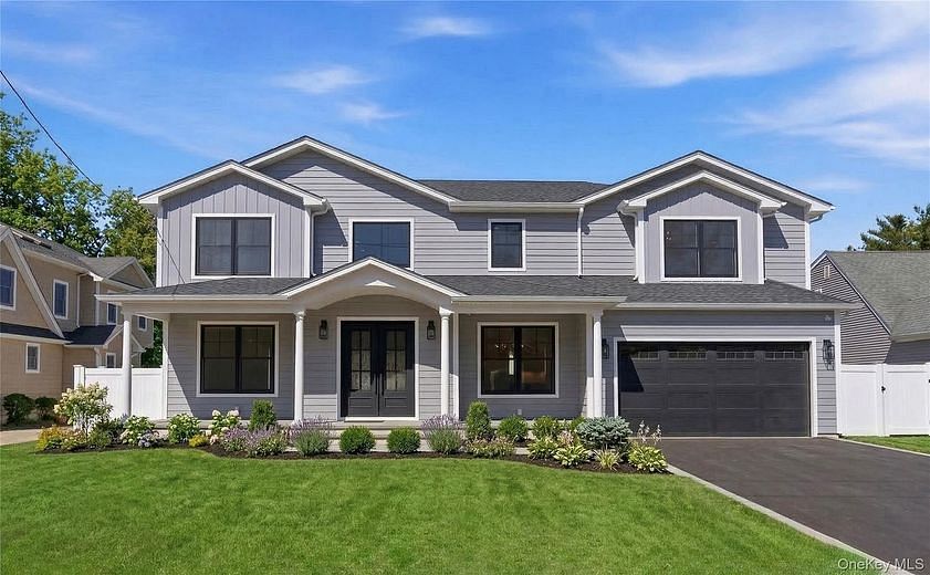 12 School House Lane