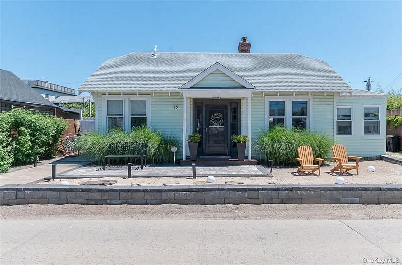 12 Surfview Walk