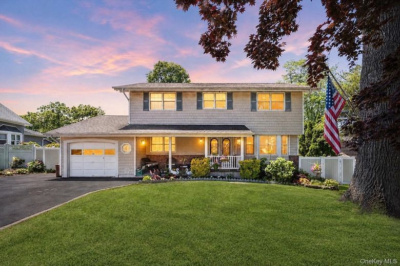 12 Swan Lane