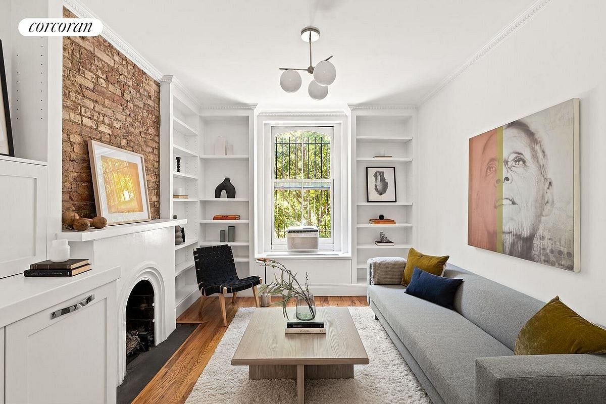 Image 1 of 15 for 12 Warren Place in Brooklyn, NY, 11201