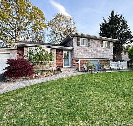 12 Weiss Place