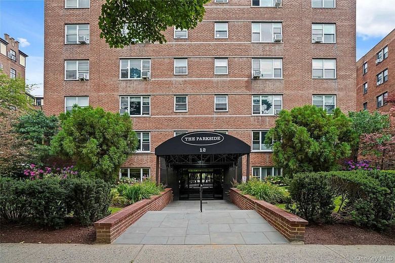 12 Westchester Avenue #5A
