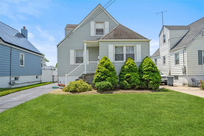 12 Westmoreland Road