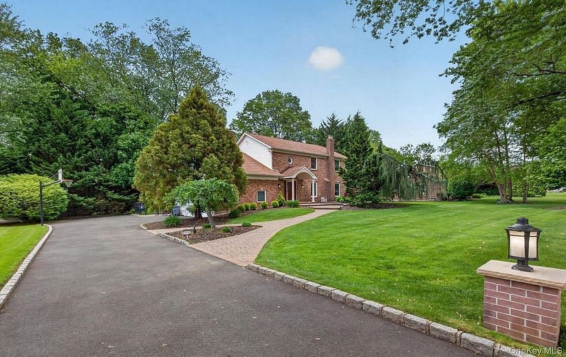 12 Wildwood Drive