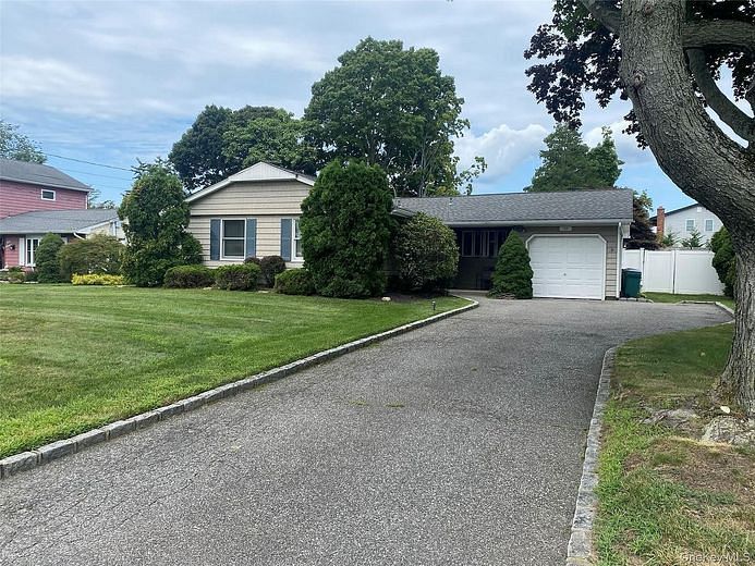 120 Budenos Drive