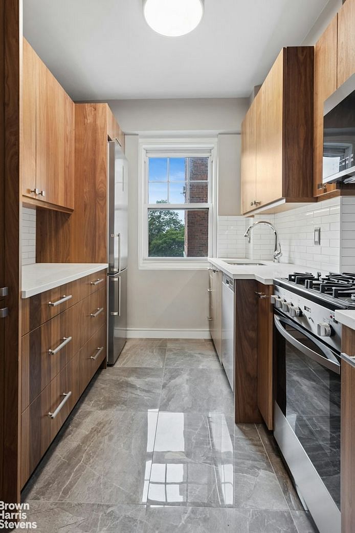 120 Cabrini Boulevard #43