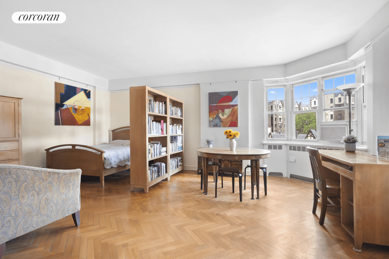 120 Cabrini Boulevard #95