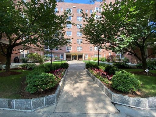 Image 1 of 33 for 120 E Hartsdale Avenue #5F in Westchester, Hartsdale, NY, 10530