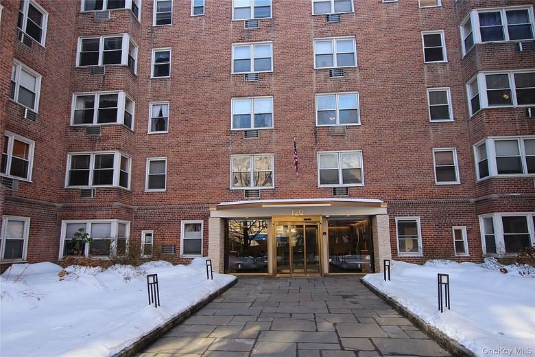 120 E Hartsdale Avenue #6S