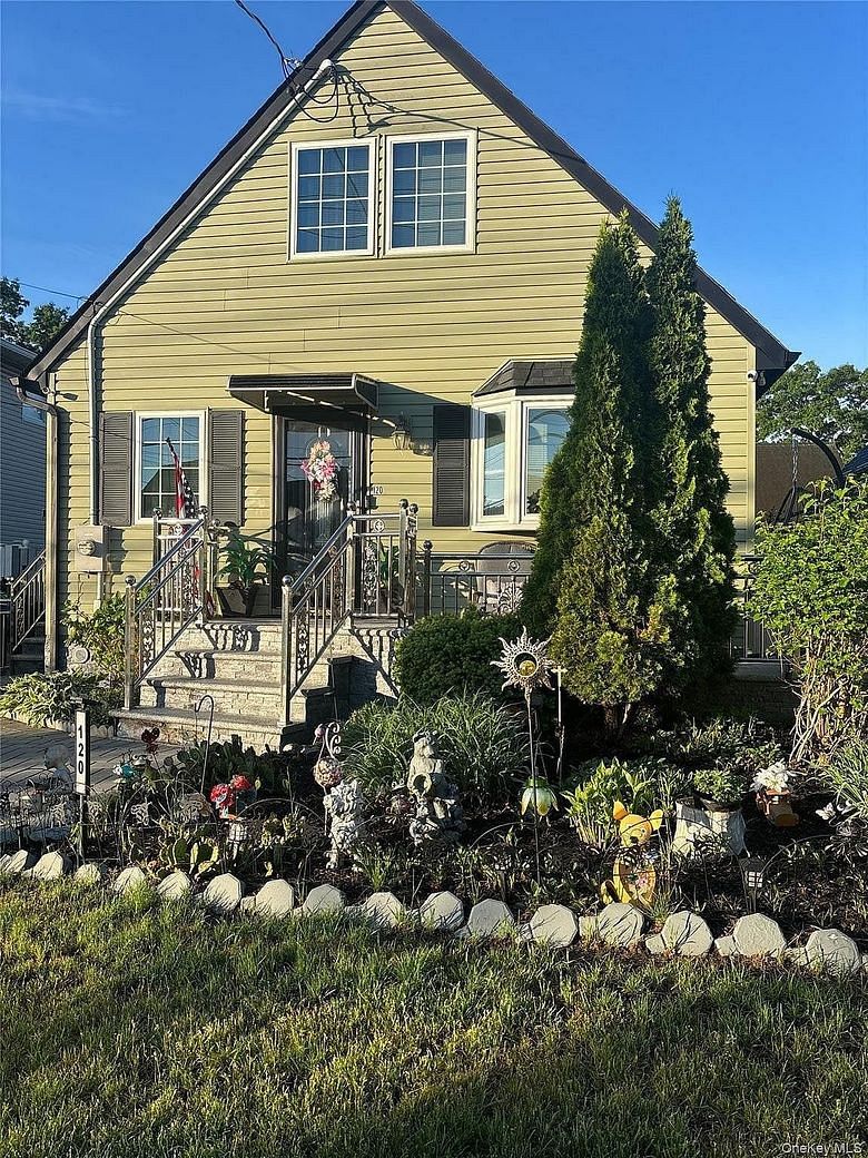 120 Fir Street