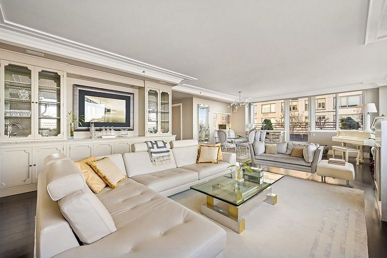 120 Riverside Boulevard #16M