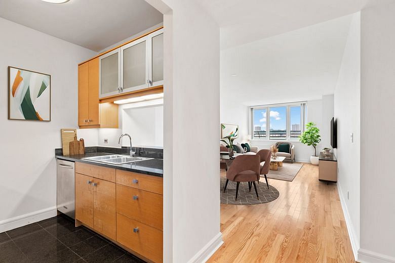 120 Riverside Drive #5H