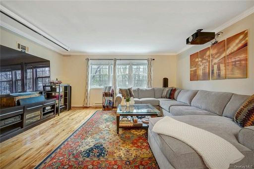 Image 1 of 17 for 120 Texas Avenue #120 in Westchester, Yonkers, NY, 10708