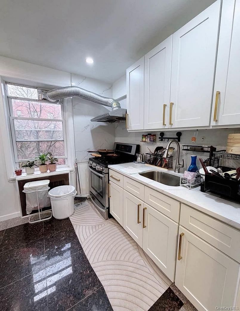 12010 85th Avenue #4J