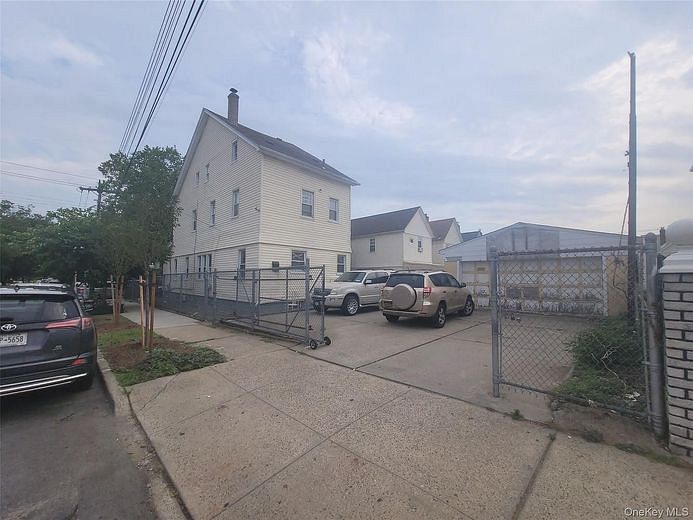 12019 Linden Boulevard