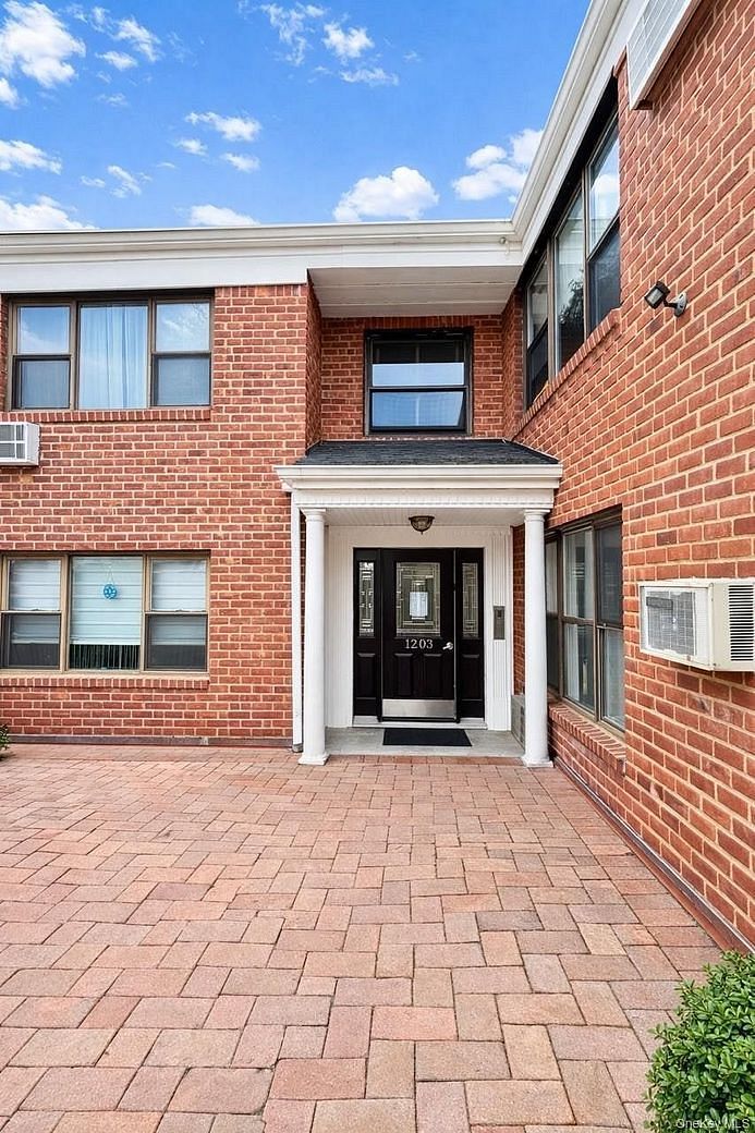 1203 E Broadway E Broadway #G-11