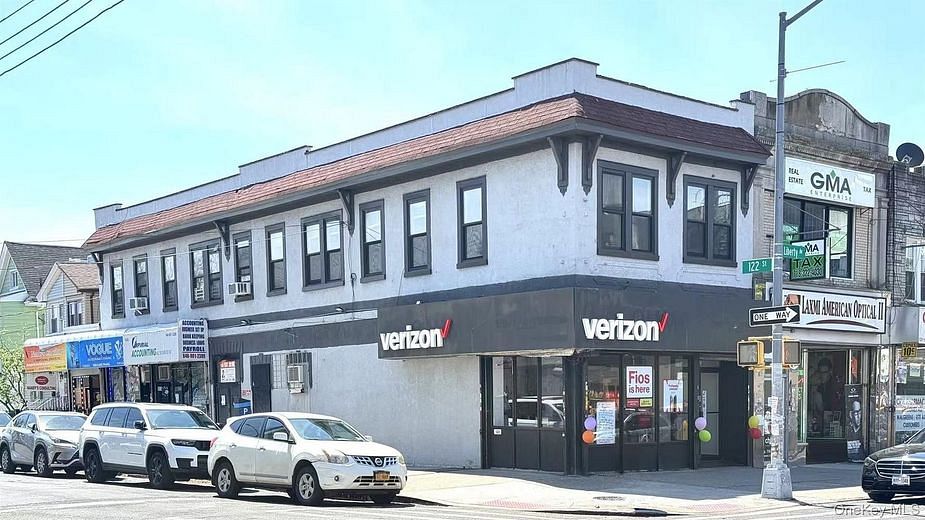 121-20 Liberty Avenue