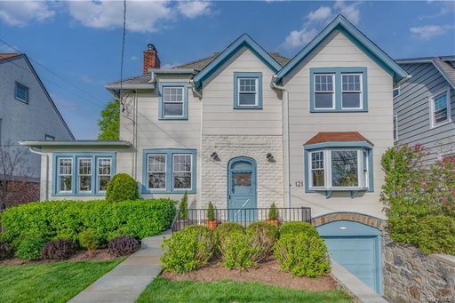 Image 1 of 28 for 121 Carroll Avenue in Westchester, Mamaroneck, NY, 10543