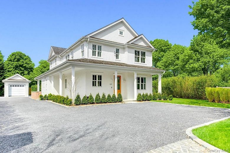 121 David Whites Lane