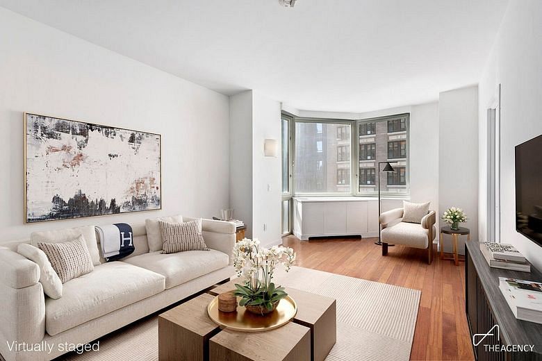 121 East 23rd Street #10C