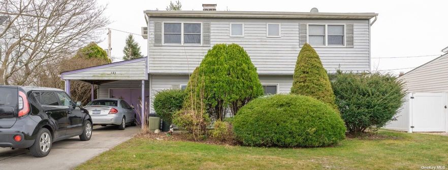 Image 1 of 2 for 121 Farmedge Road in Long Island, Levittown, NY, 11756
