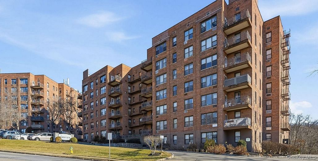 121 South Highland Avenue #6L