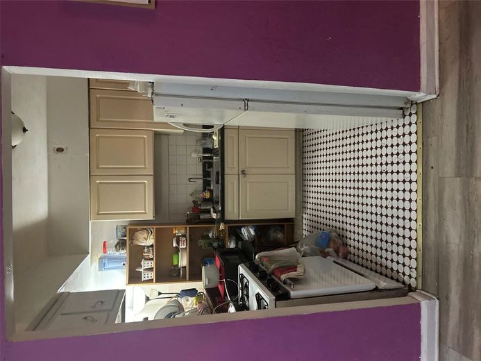 1210 White Plains Rd