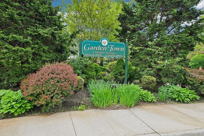 1213 East Broadway #B25