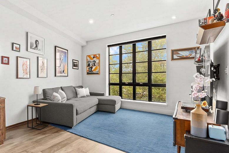 1214 Pacific Street #4