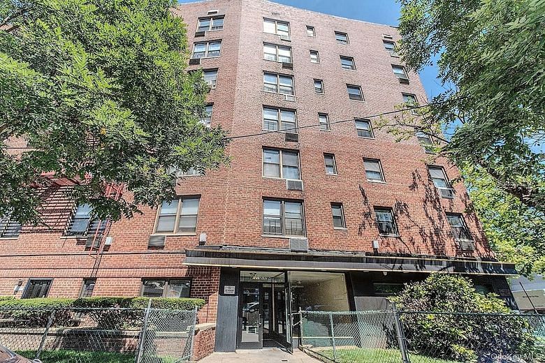 1215 Avenue M Avenue #1F