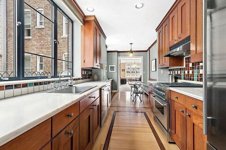 122 East 82nd Street #8AD